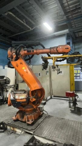 2. el ABB Robot IRB6640-130